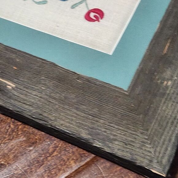 Hand Stitched Welcome Sign Framed in Barn Wood Blue Red Roses Rectangle 11x19 - Picture 5 of 8